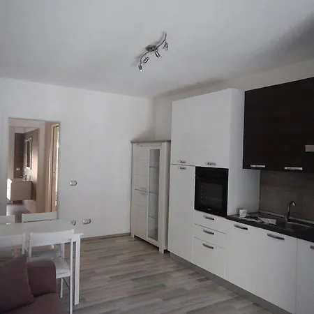 Interno 15 Apartament Quartu SantʼElena