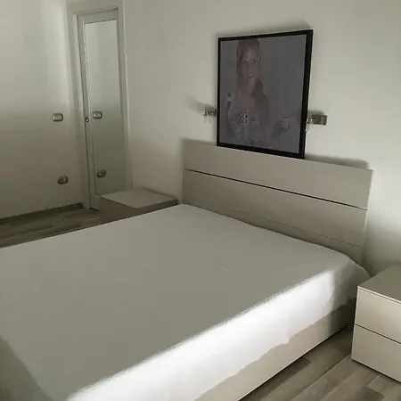 Interno 15 *